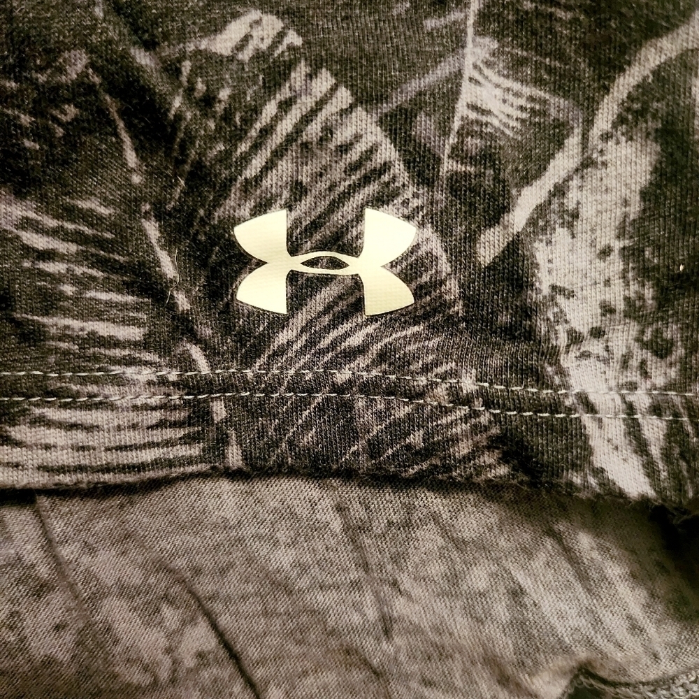 Under Armour Project Rock Aloha Camo Tank Top Black Women's Large L Palm Print - Picture 7 of 8